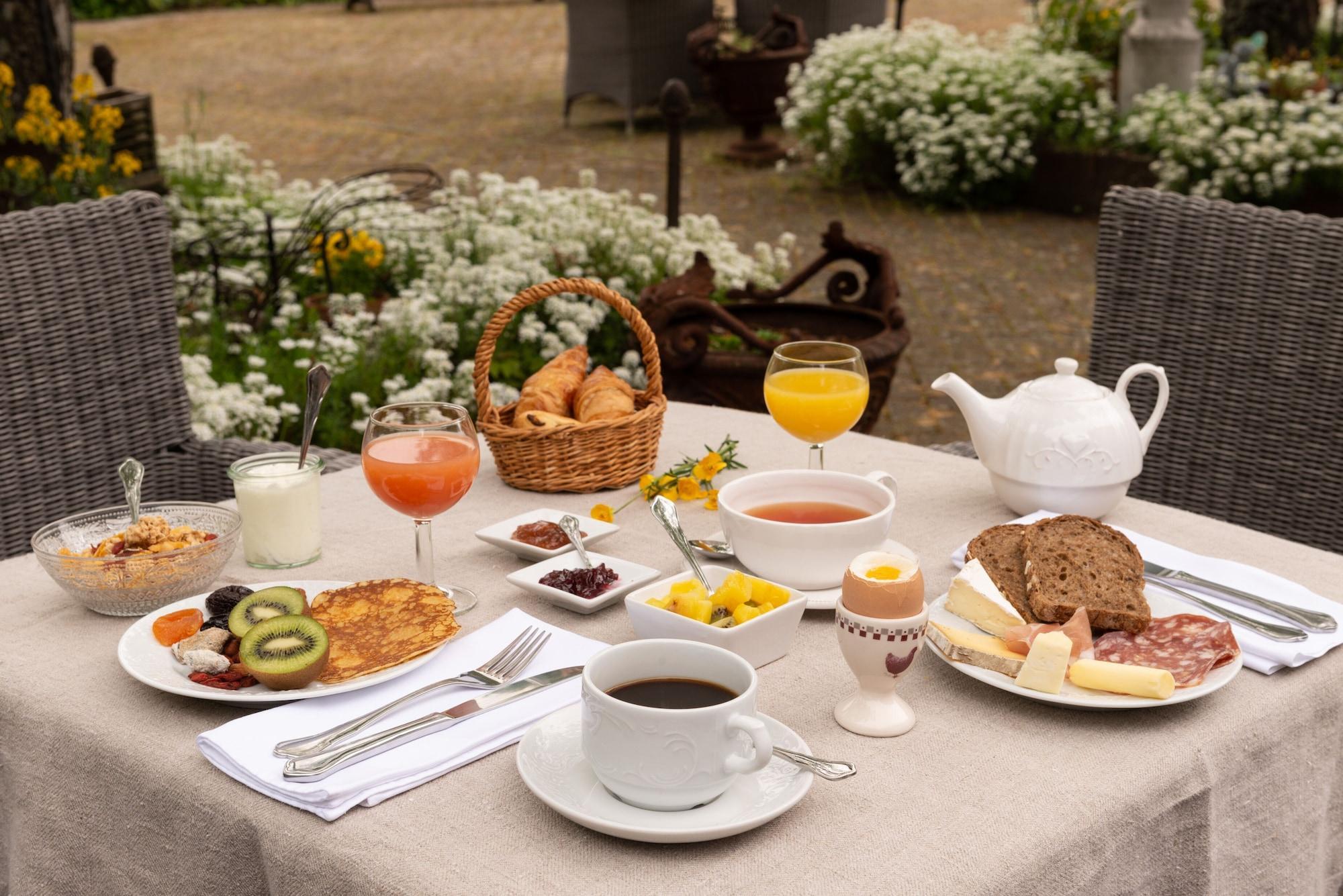 Domaine De Beaupre - Hotel The Originals Relais Guebwiller Luaran gambar